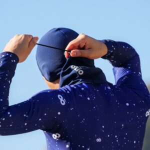 Cycliste vu de dos avec tour de cou