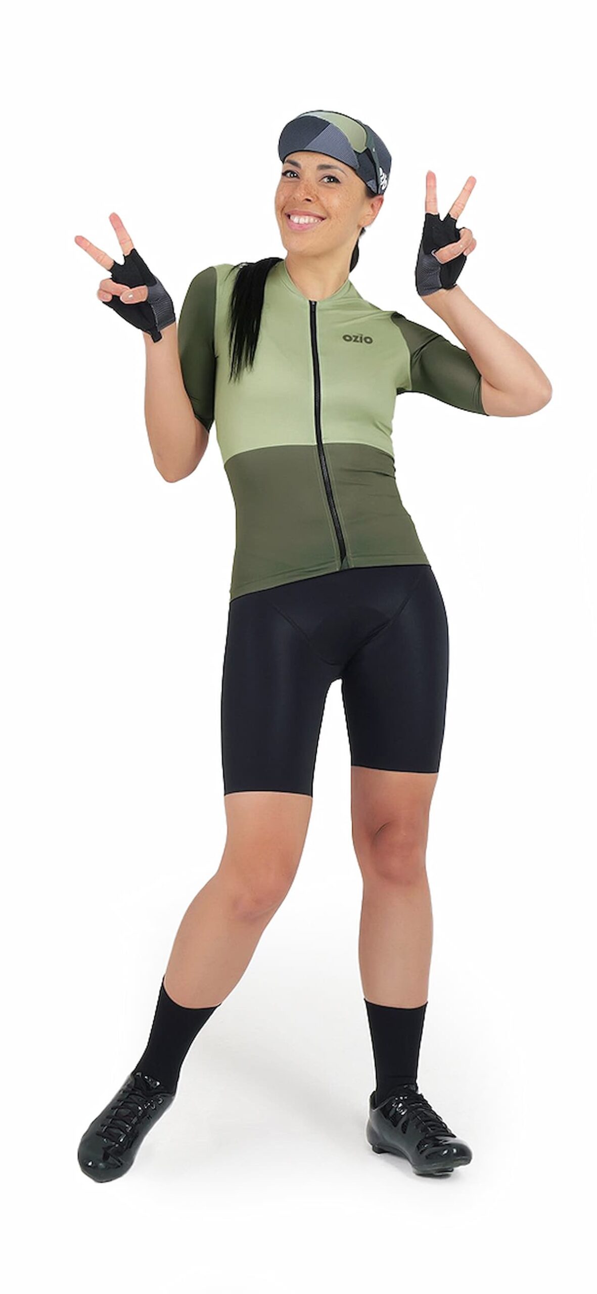 Maillot v&eacute;lo femme ALLROAD vert et cuissard v&eacute;lo femme BELLA noir
